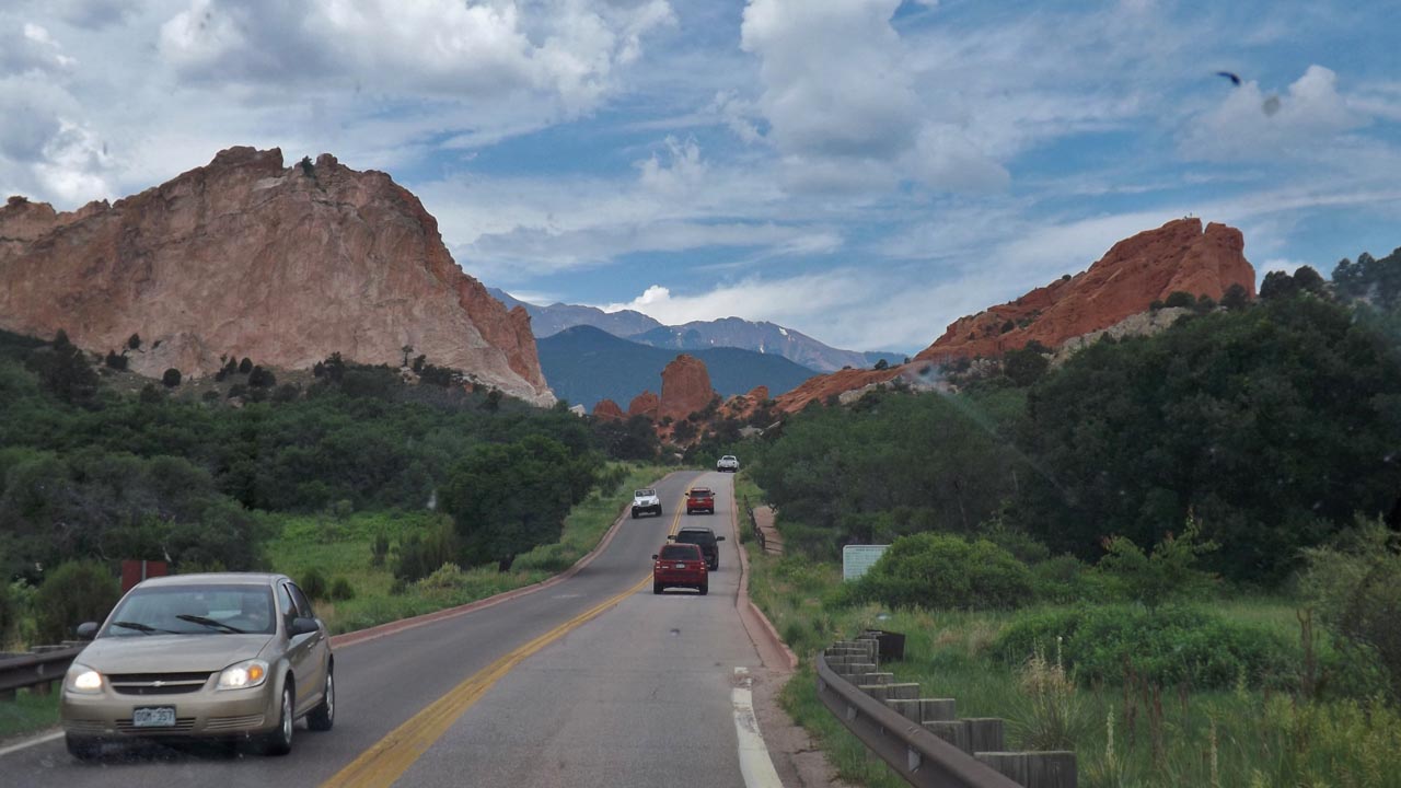 cars on road through Garden of the Gods